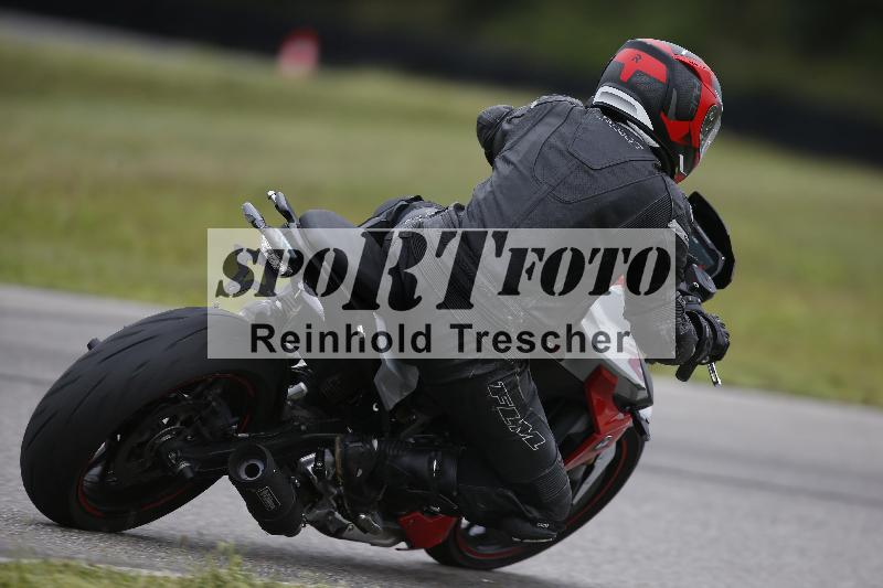 Archiv-2023/66 28.08.2023 Plüss Moto Sport ADR/Freies Fahren/8